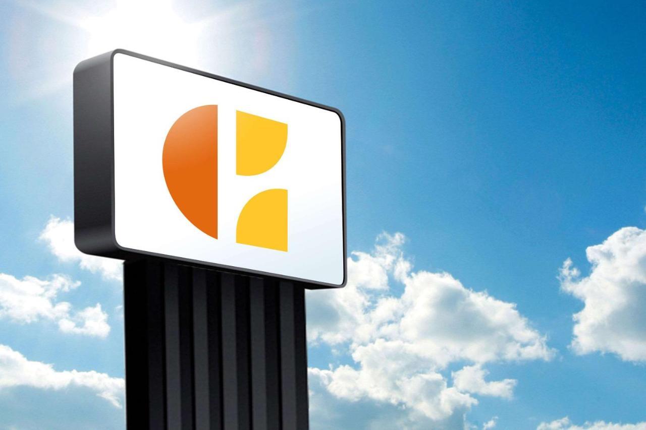 Lexington Inn And Suites Extérieur photo